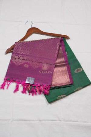 Boarder Kanji Pattu – Bottle Green with Rani Pink