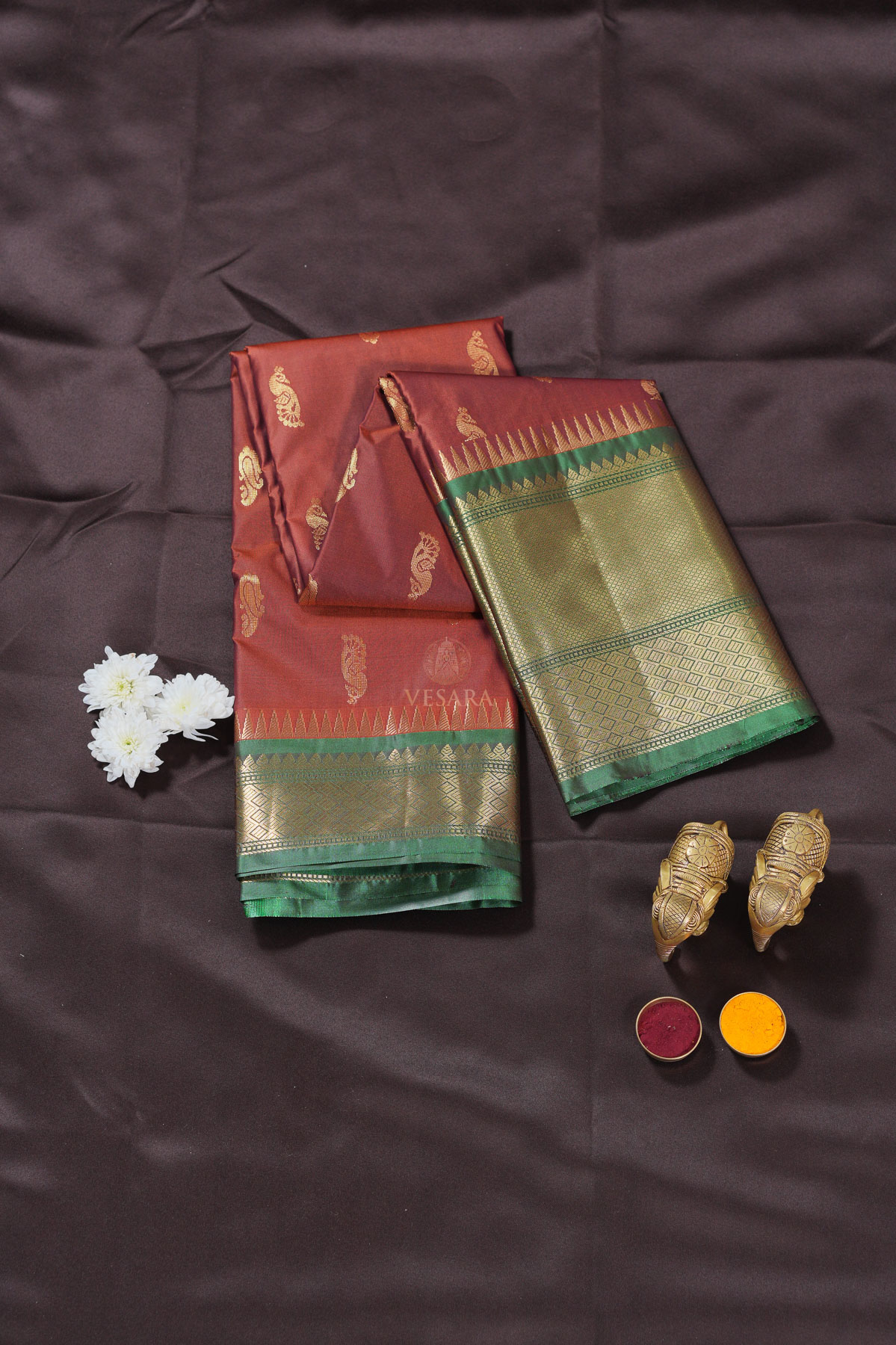 Temple Boarder Gadwal – Rust Orange with Emerald Green - Image 1